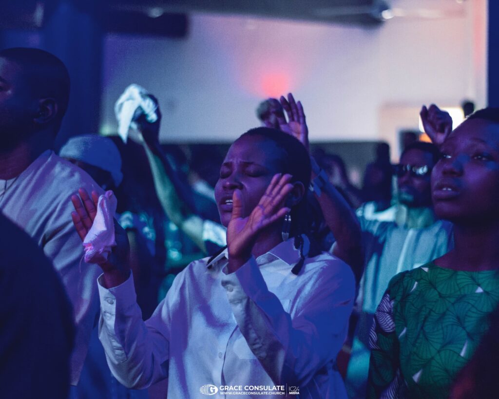 GC-metamorphosis-clap